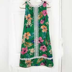 Eliza J Green/ Pink Floral Women’s Shift Dress
White Lace Sz 2